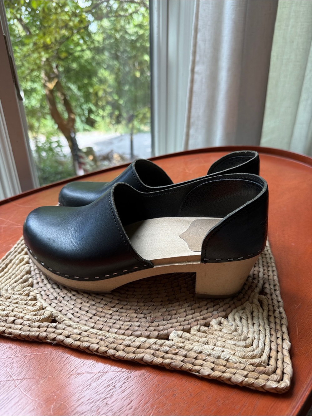 Sandgren Brett low closed-back clogs